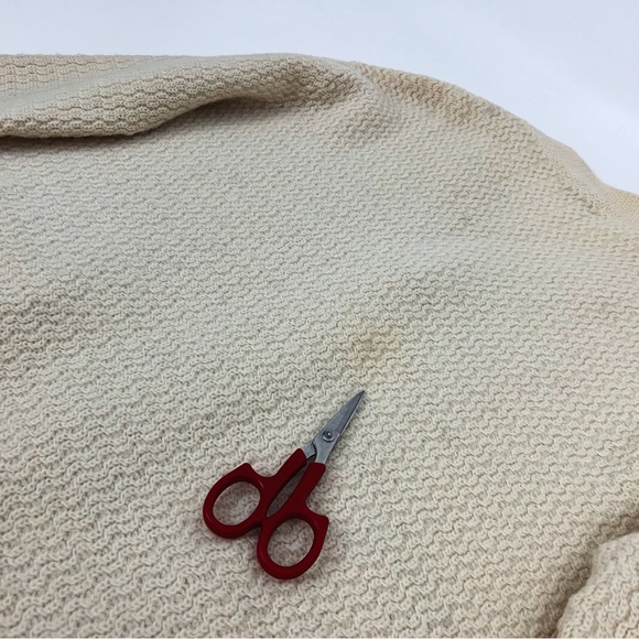 Vintage 60’s Monogrammed Knit V-Neck Button-Front Cardigan | Size M - Picture 11 of 13